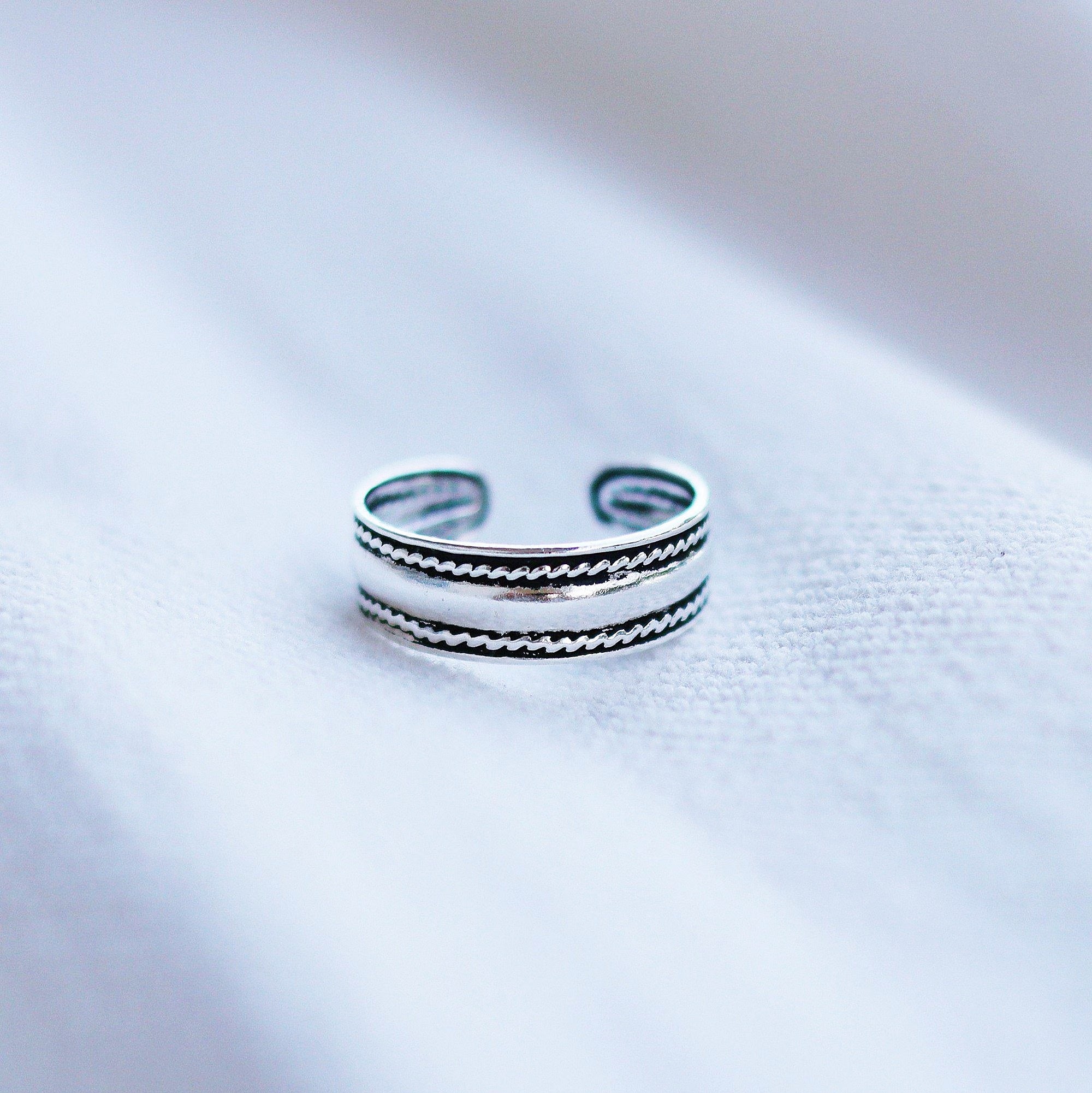 Rope Toe Ring