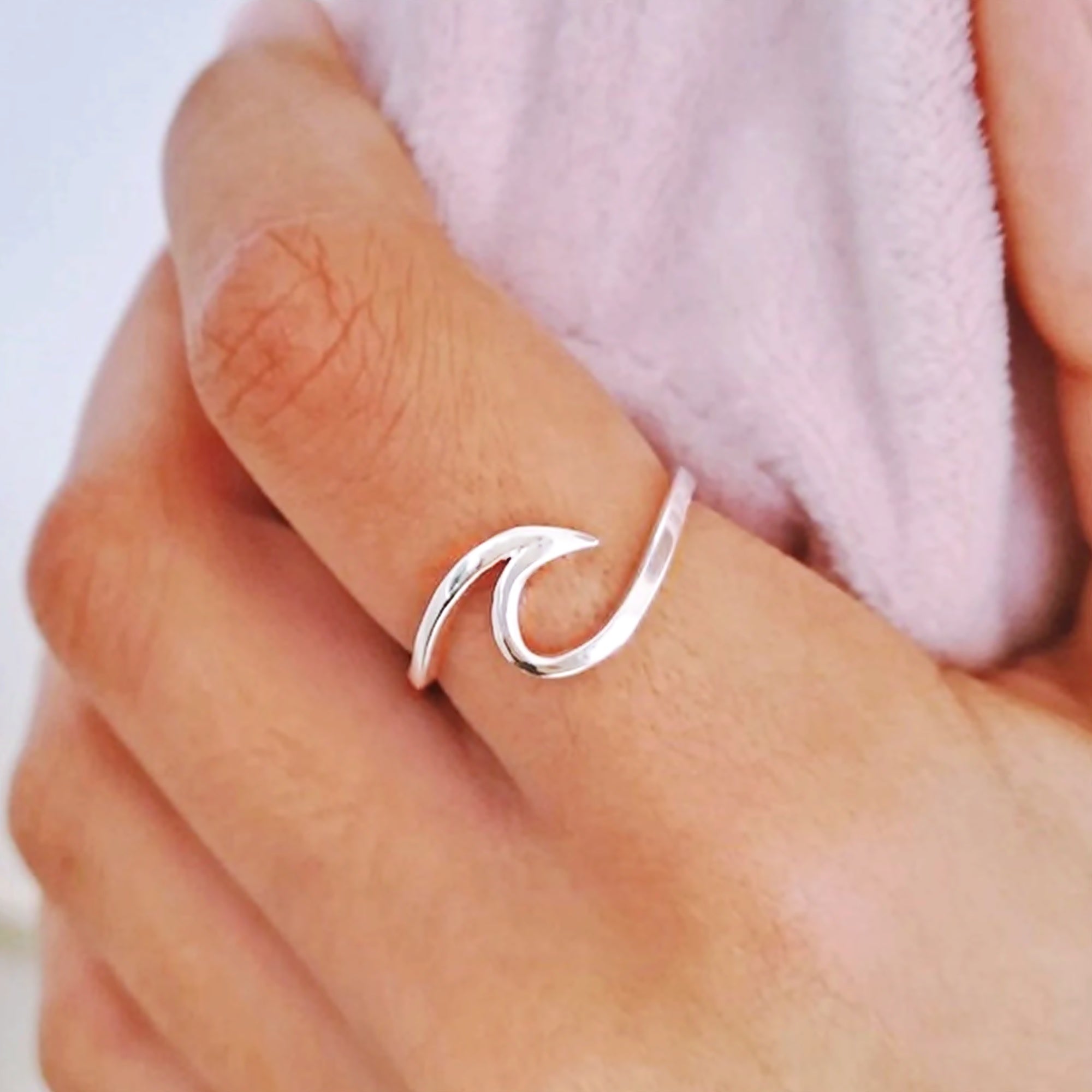 Wave Ring