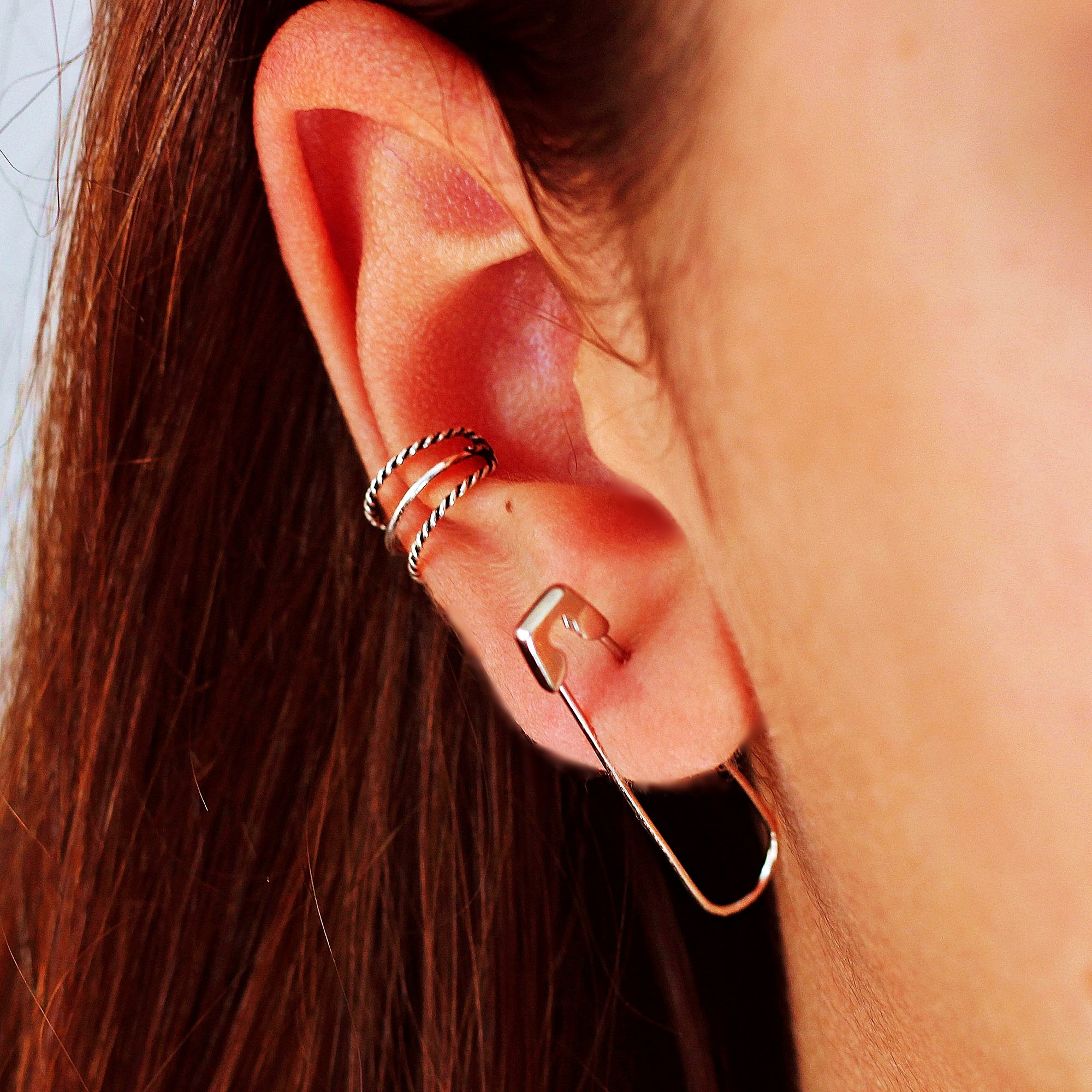 pin earrings piercing ear with safety pin