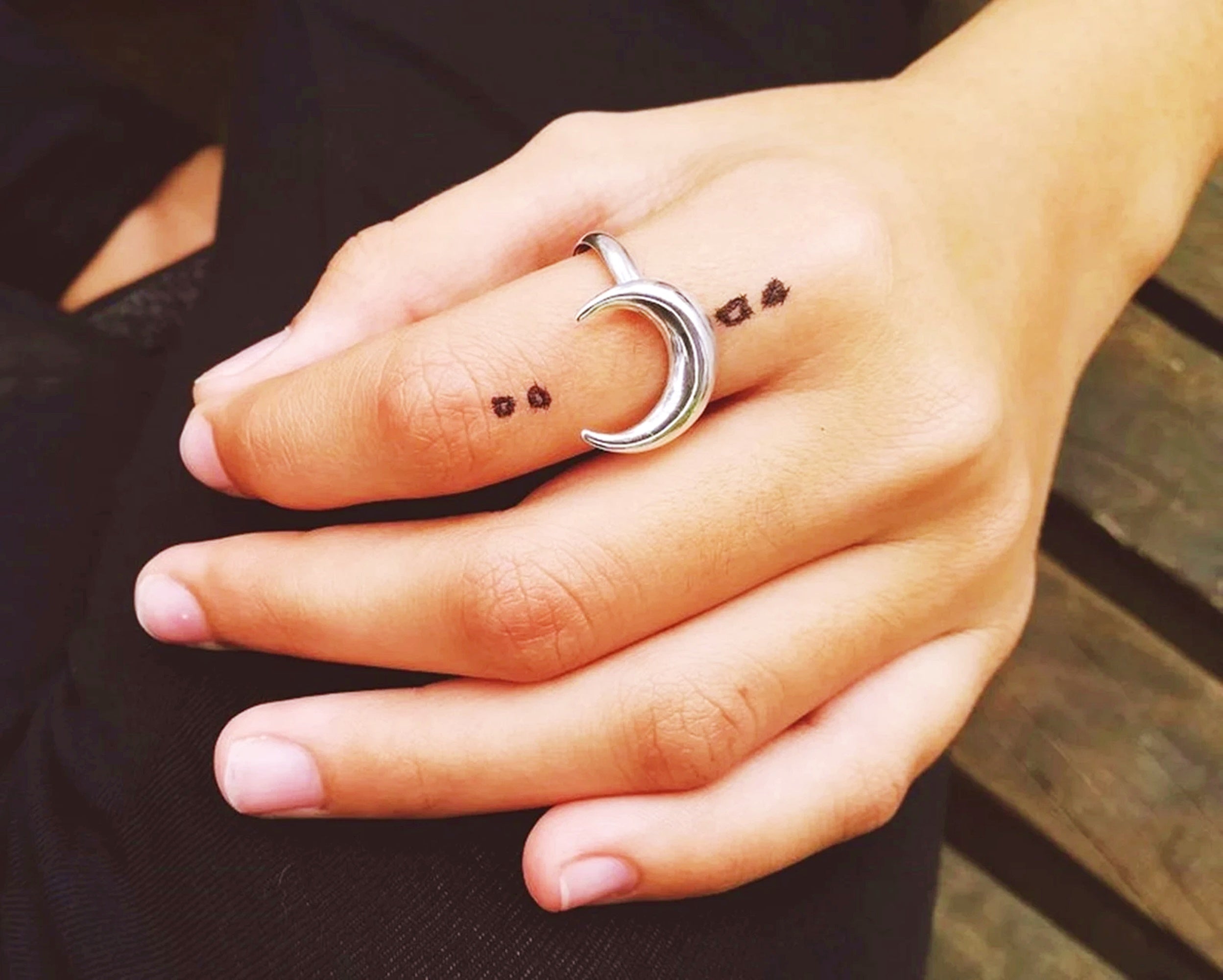 Crescent Moon Ring - TinyBox Jewelry