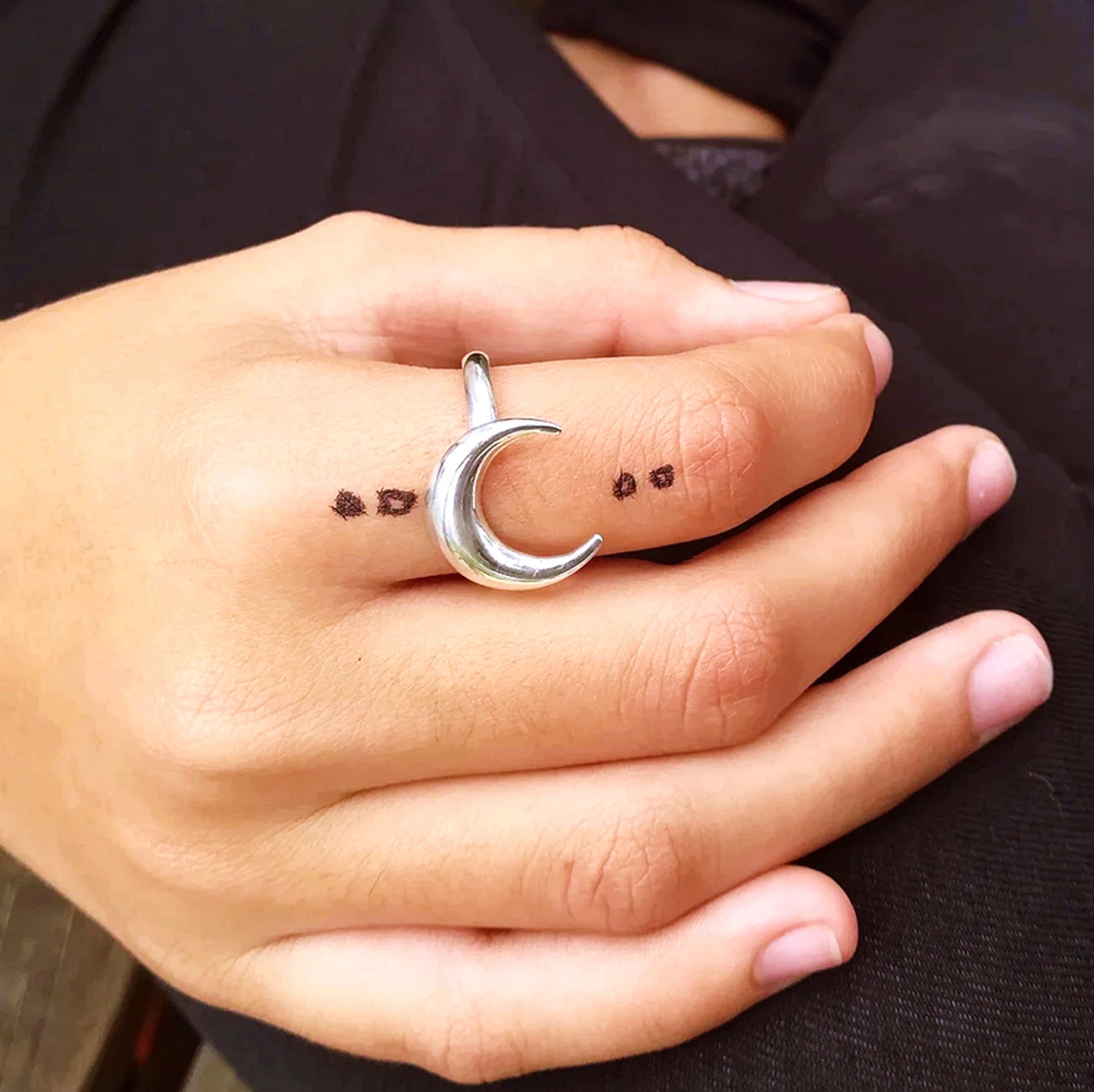 Crescent Moon Ring - TinyBox Jewelry