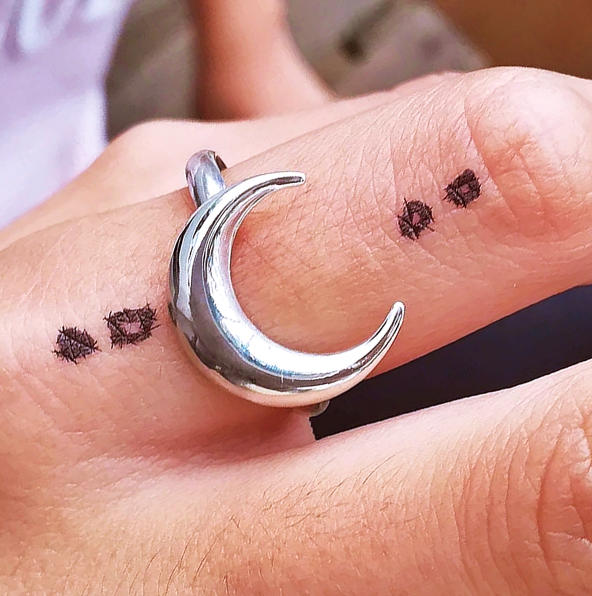 Crescent Moon Ring - TinyBox Jewelry