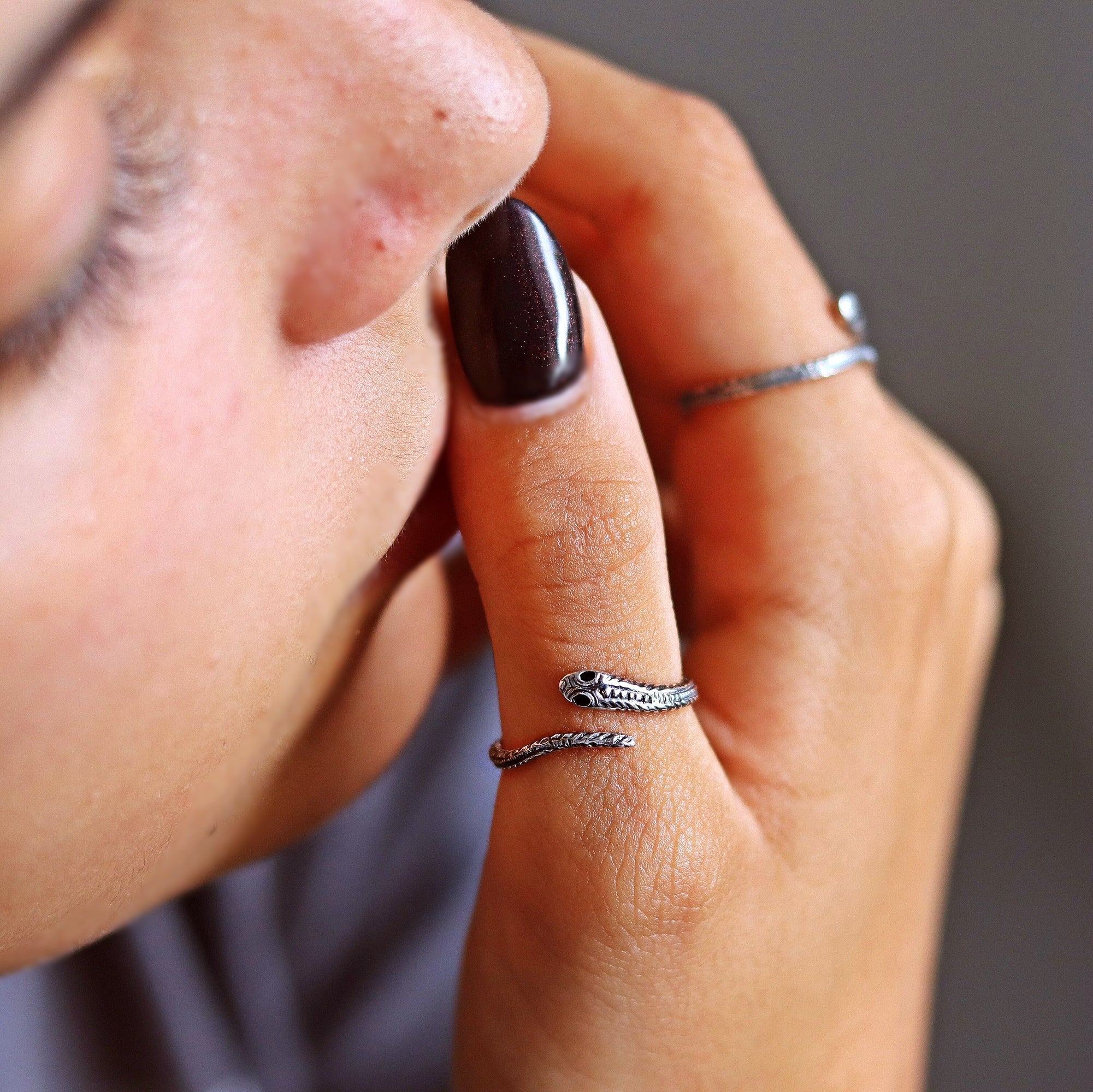 Snake Thumb Ring - TinyBox Jewelry