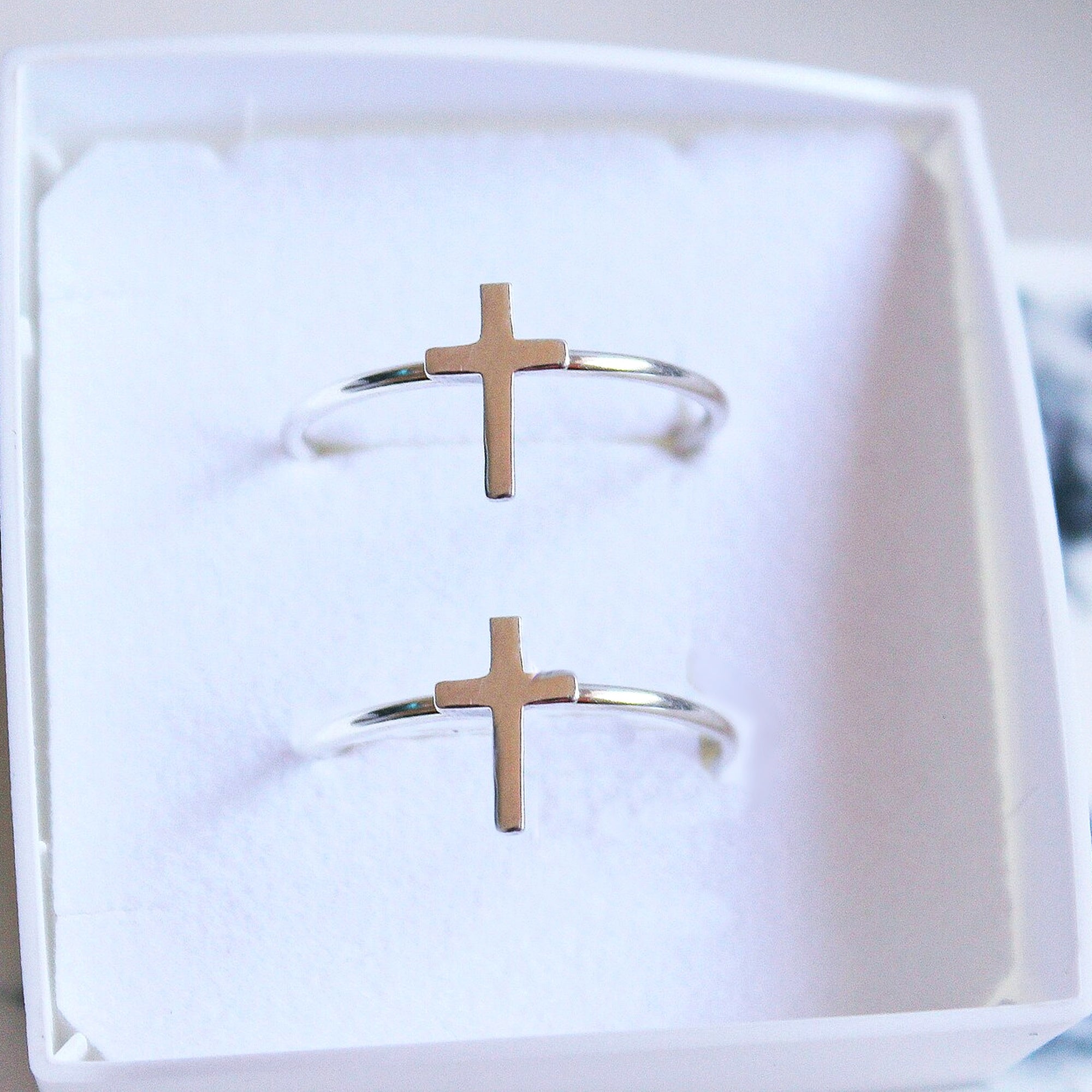 Cross Ring