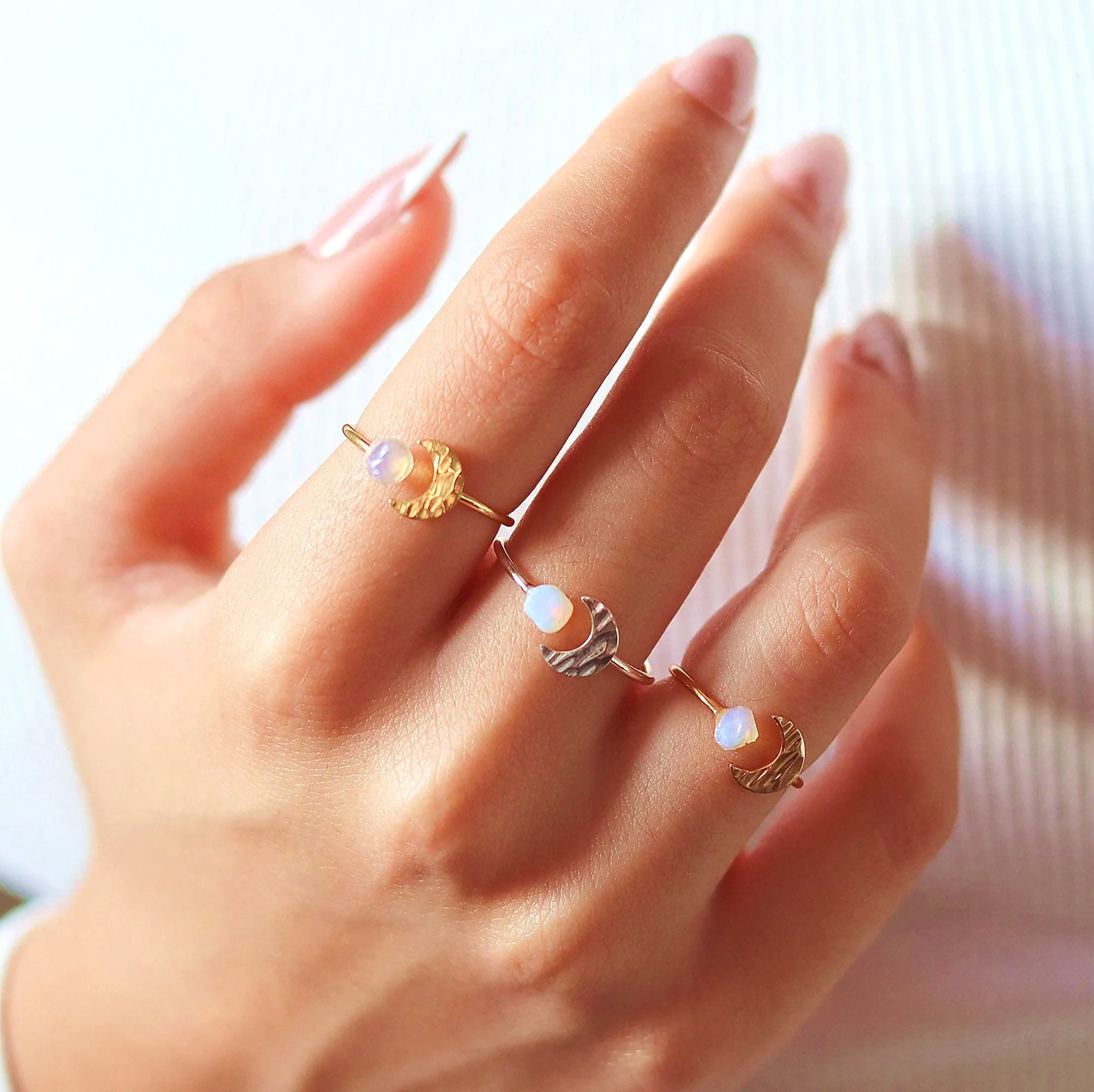 Anel Lua Opal