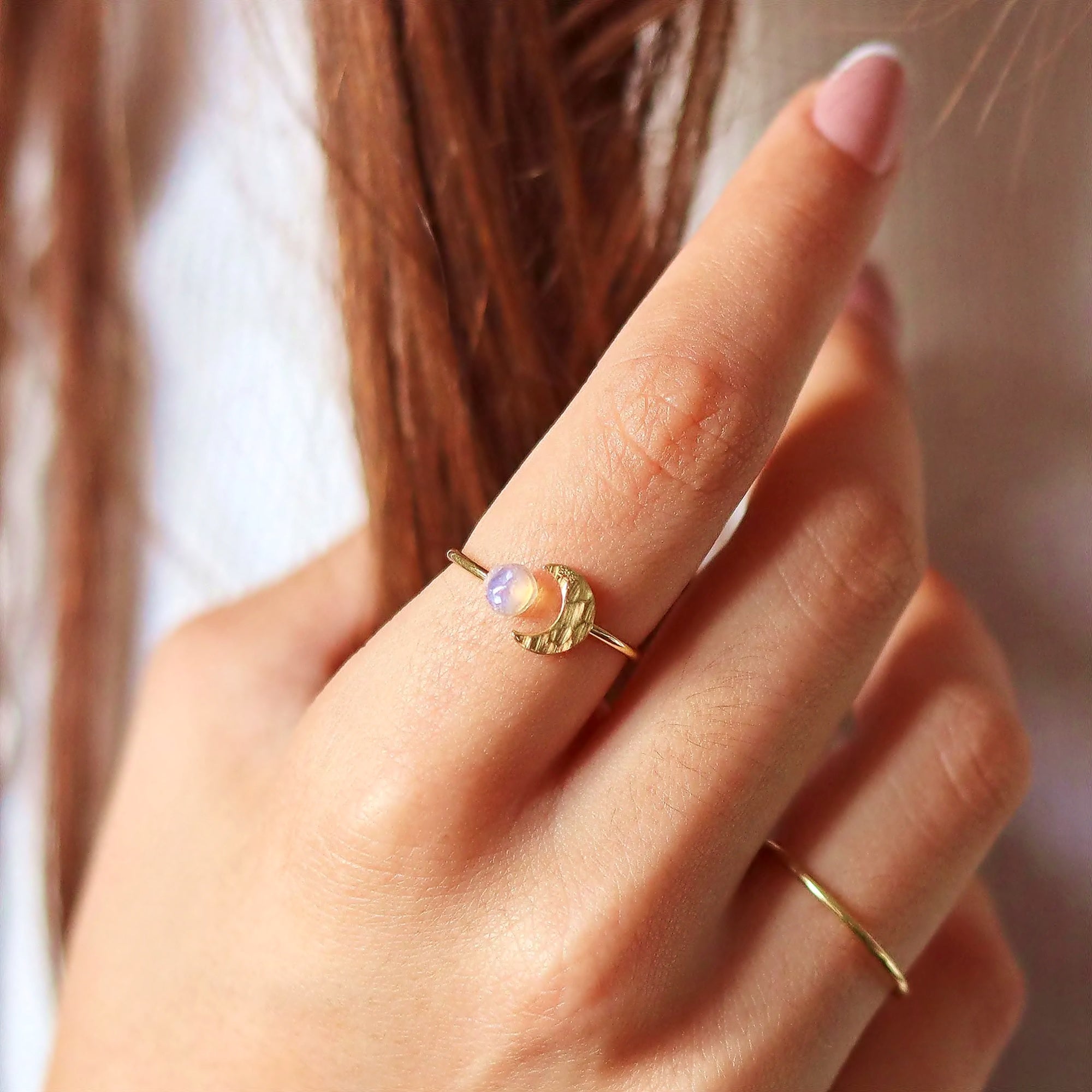 Anel Lua Opal