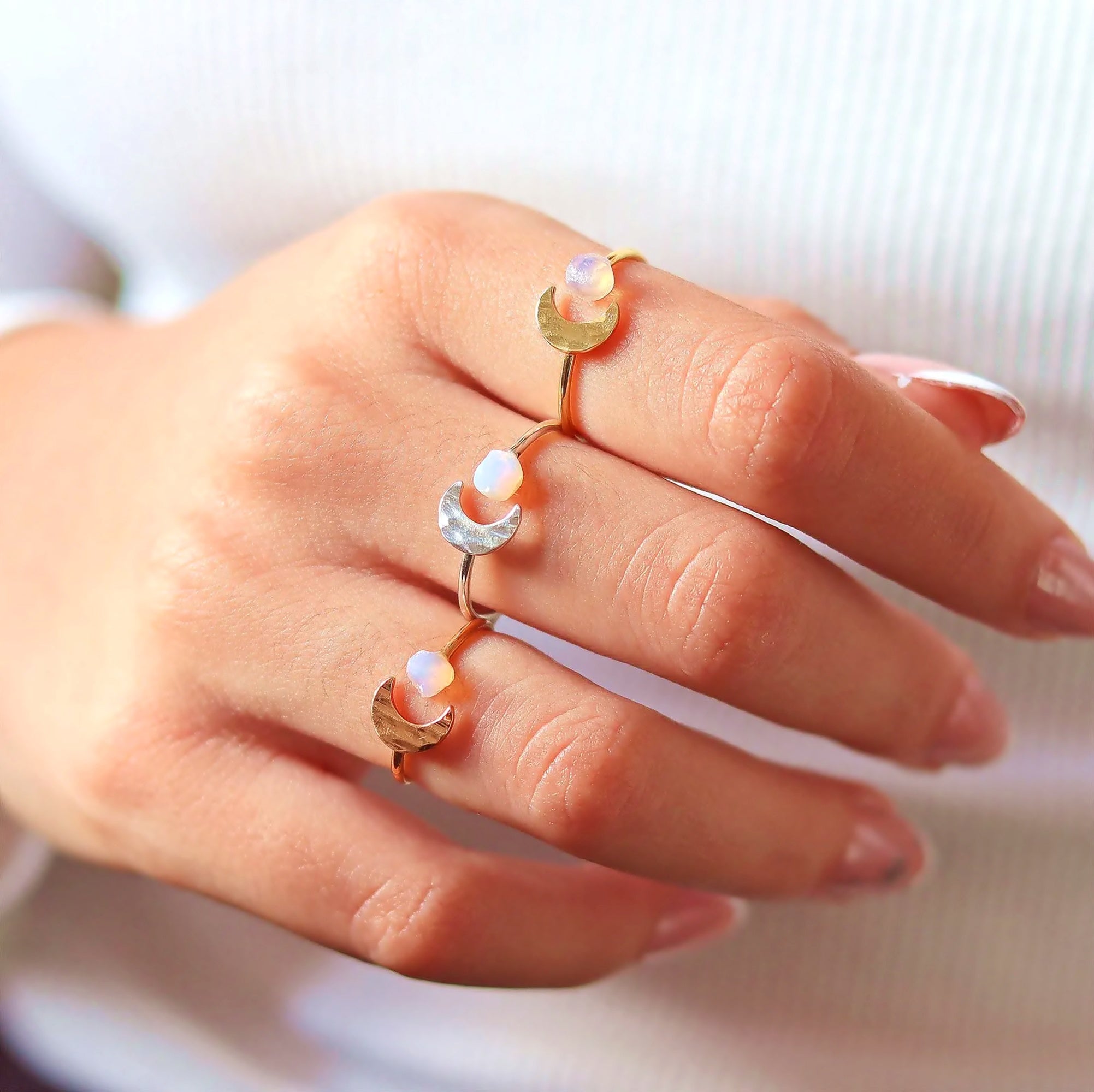 Anel Lua Opal