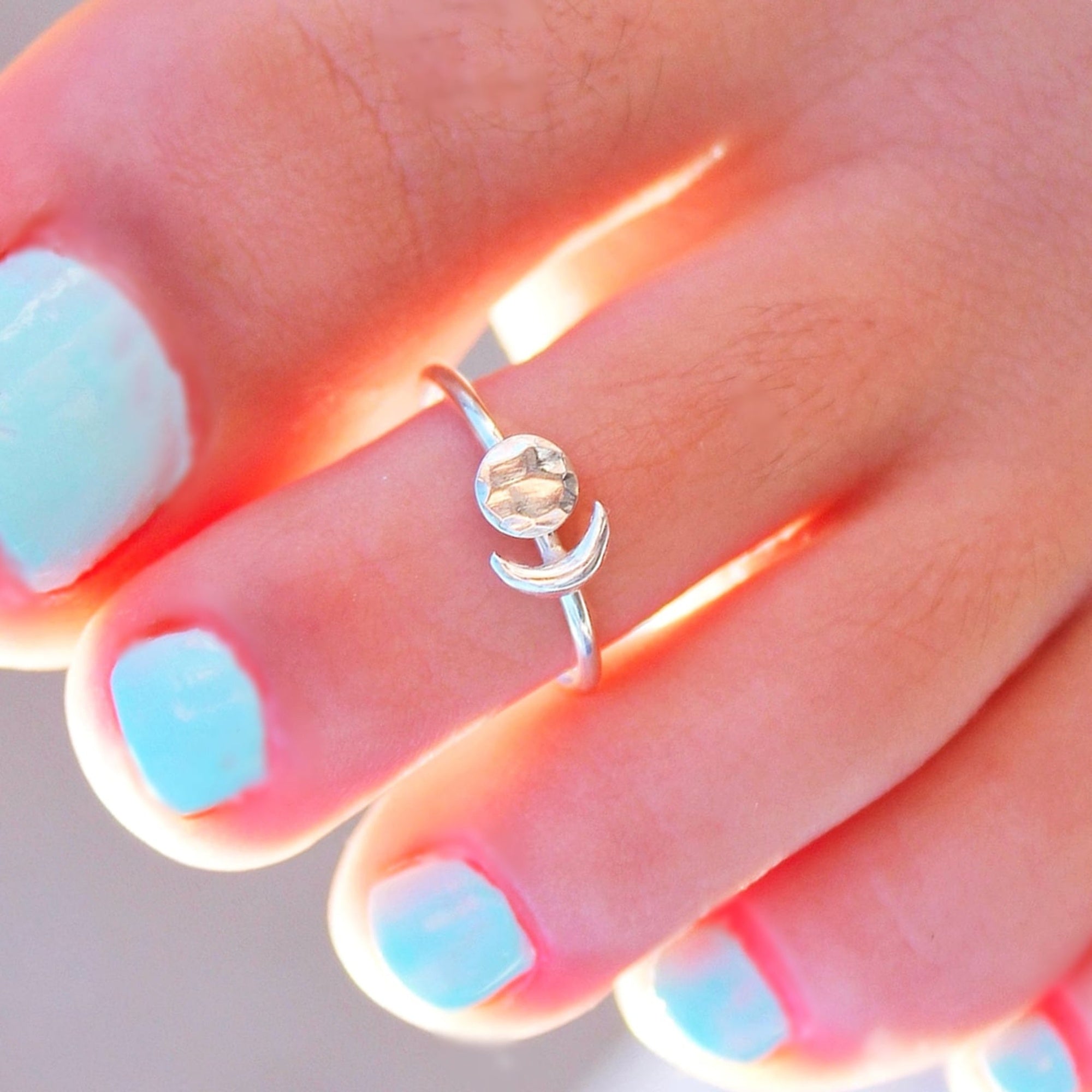 Moon Toe Ring