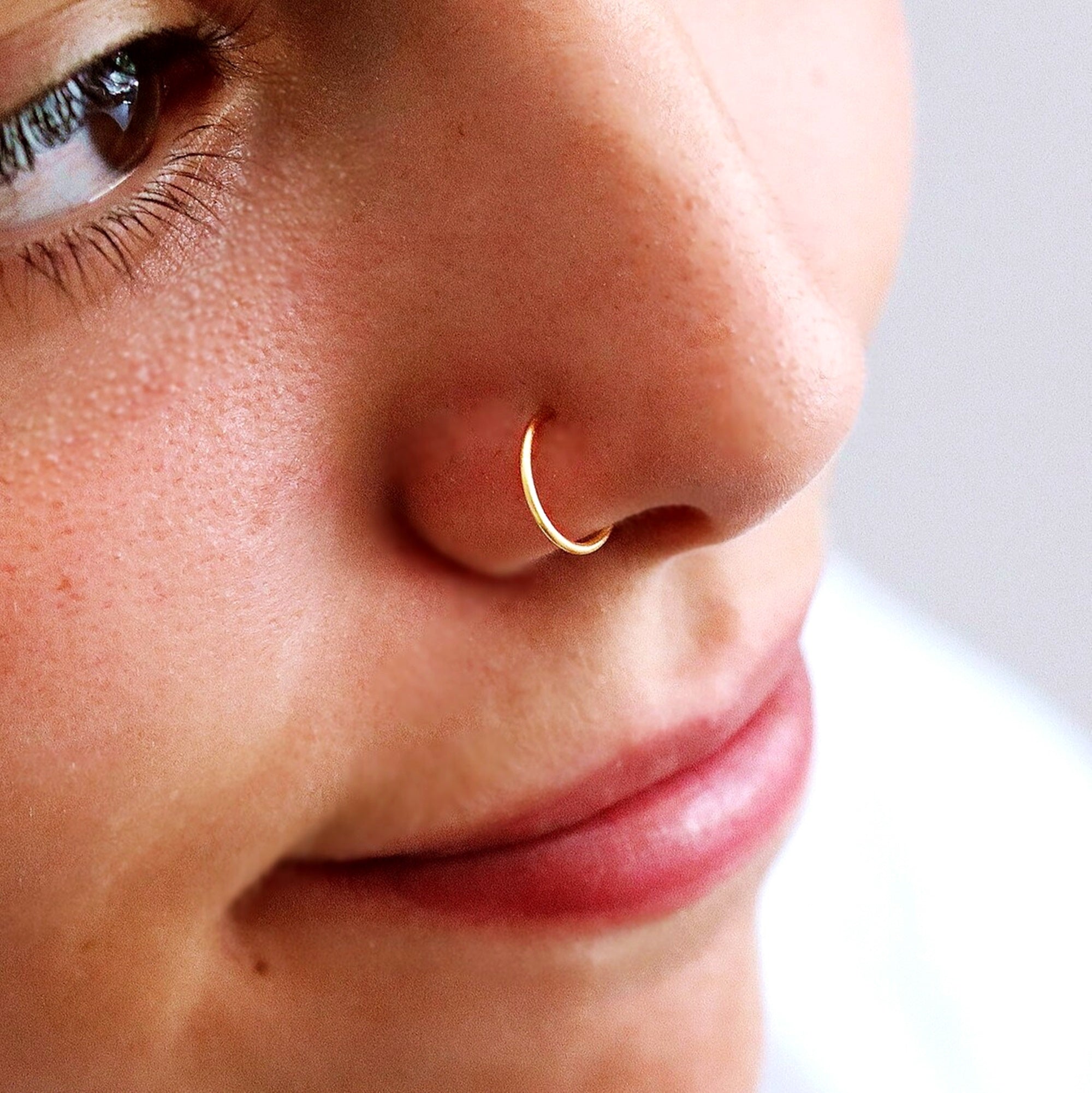 Single Fake Hoop Nose Ring