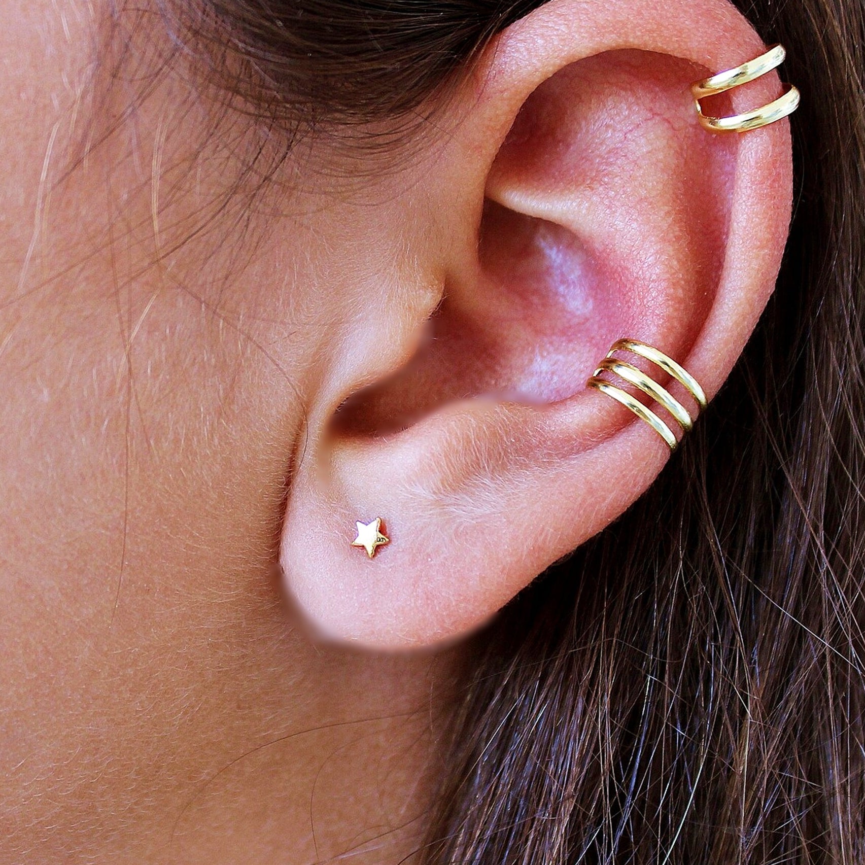 TINY STAR STUD EARRING