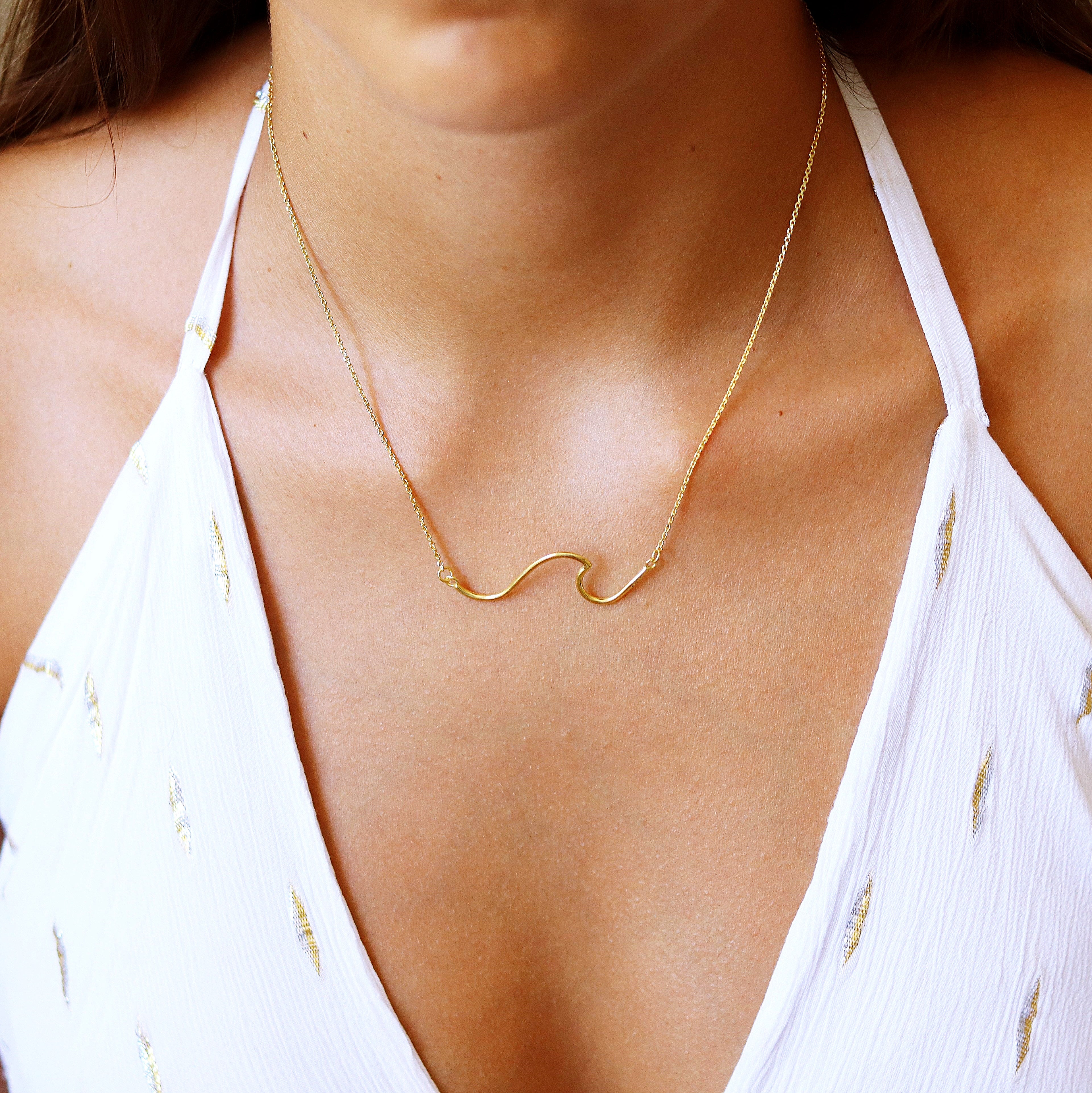 Wave Chain Necklace