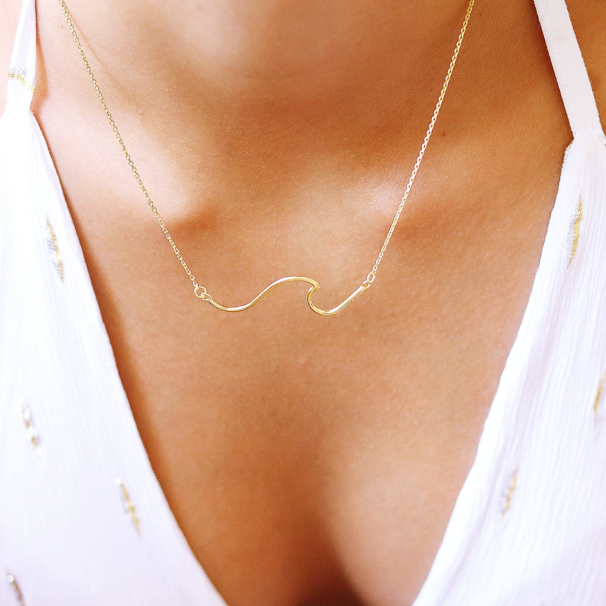 Wave Chain Necklace