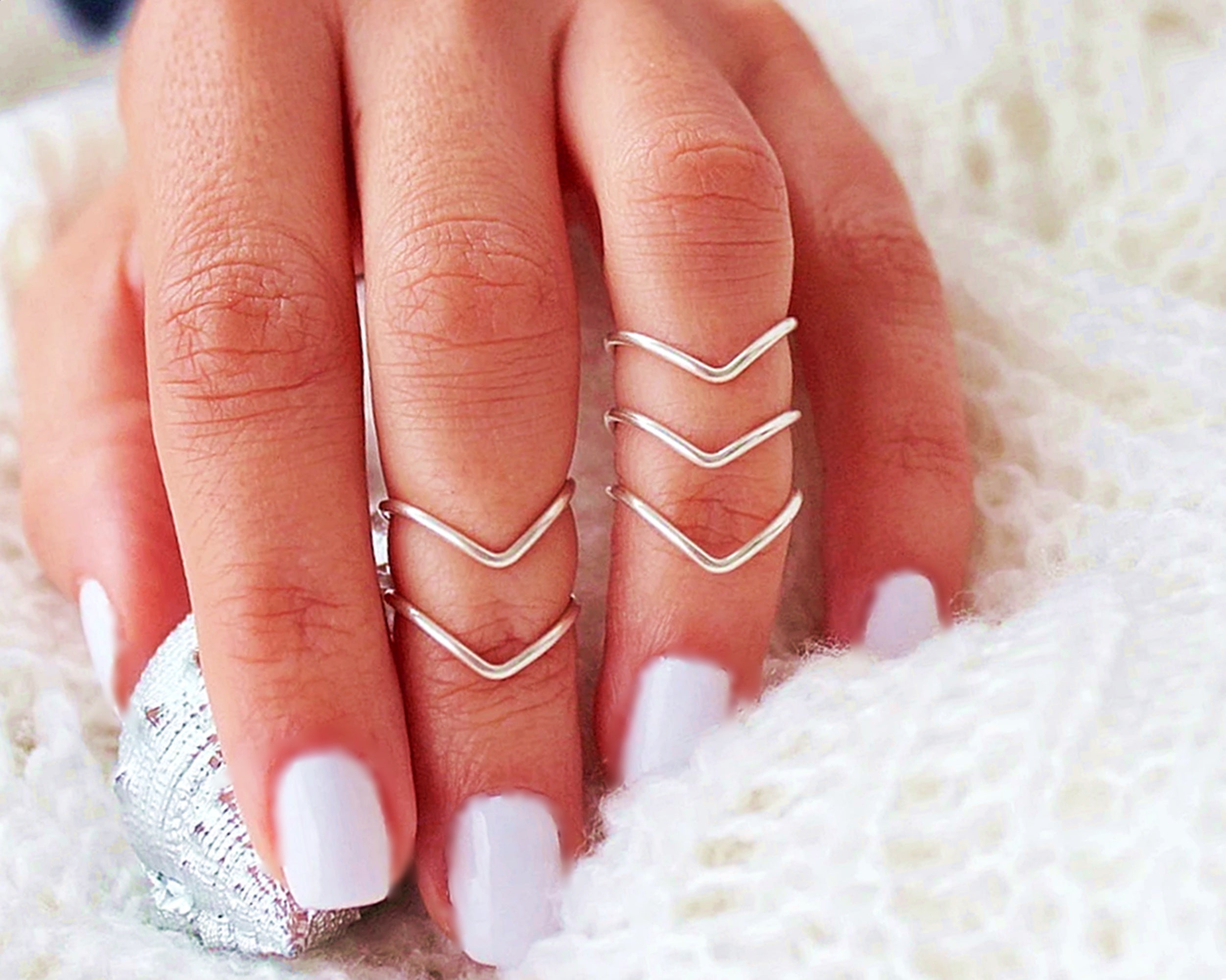 5 CHEVRONS MIDI RING SET