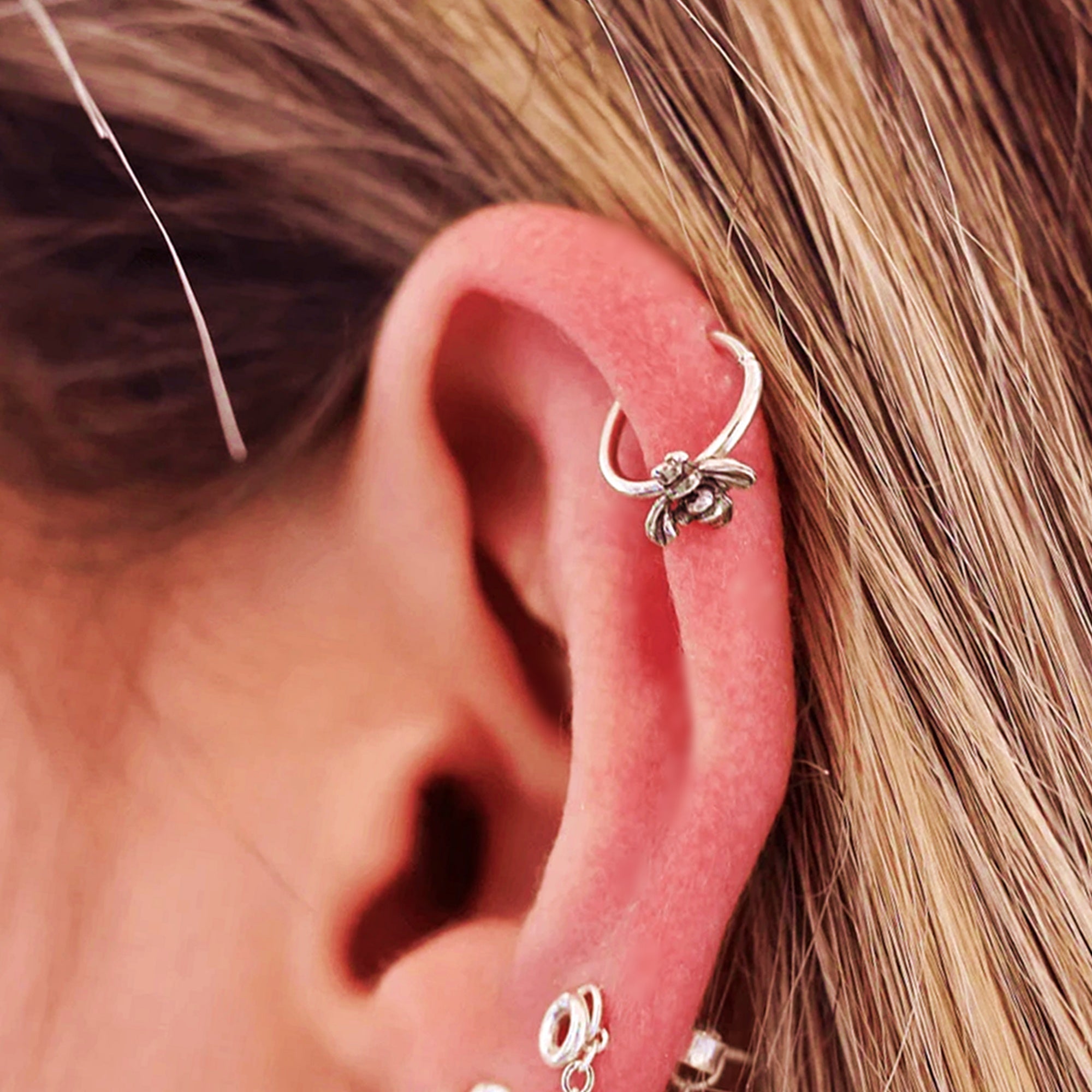 Bee Helix Earring - TinyBox Jewelry