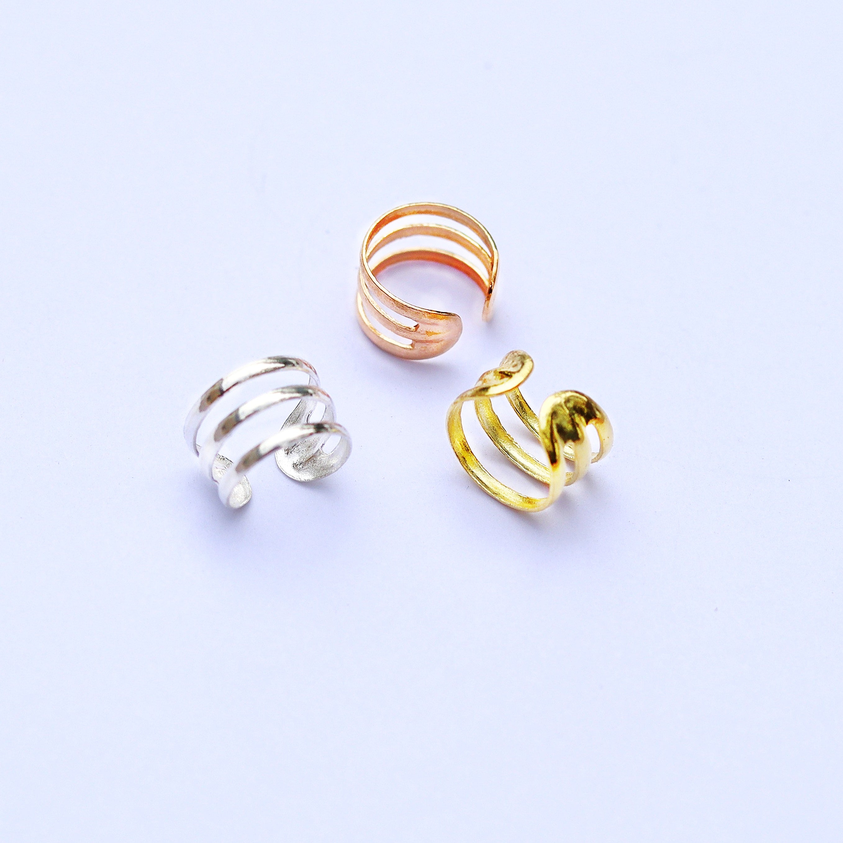 Triple Hoop Conch Cuff - TinyBox Jewelry
