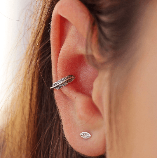 Feather Conch Earring - TinyBox Jewelry